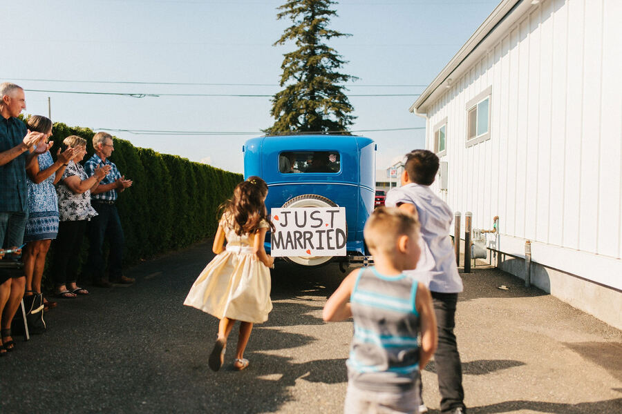 Just Married vintage truck send-off